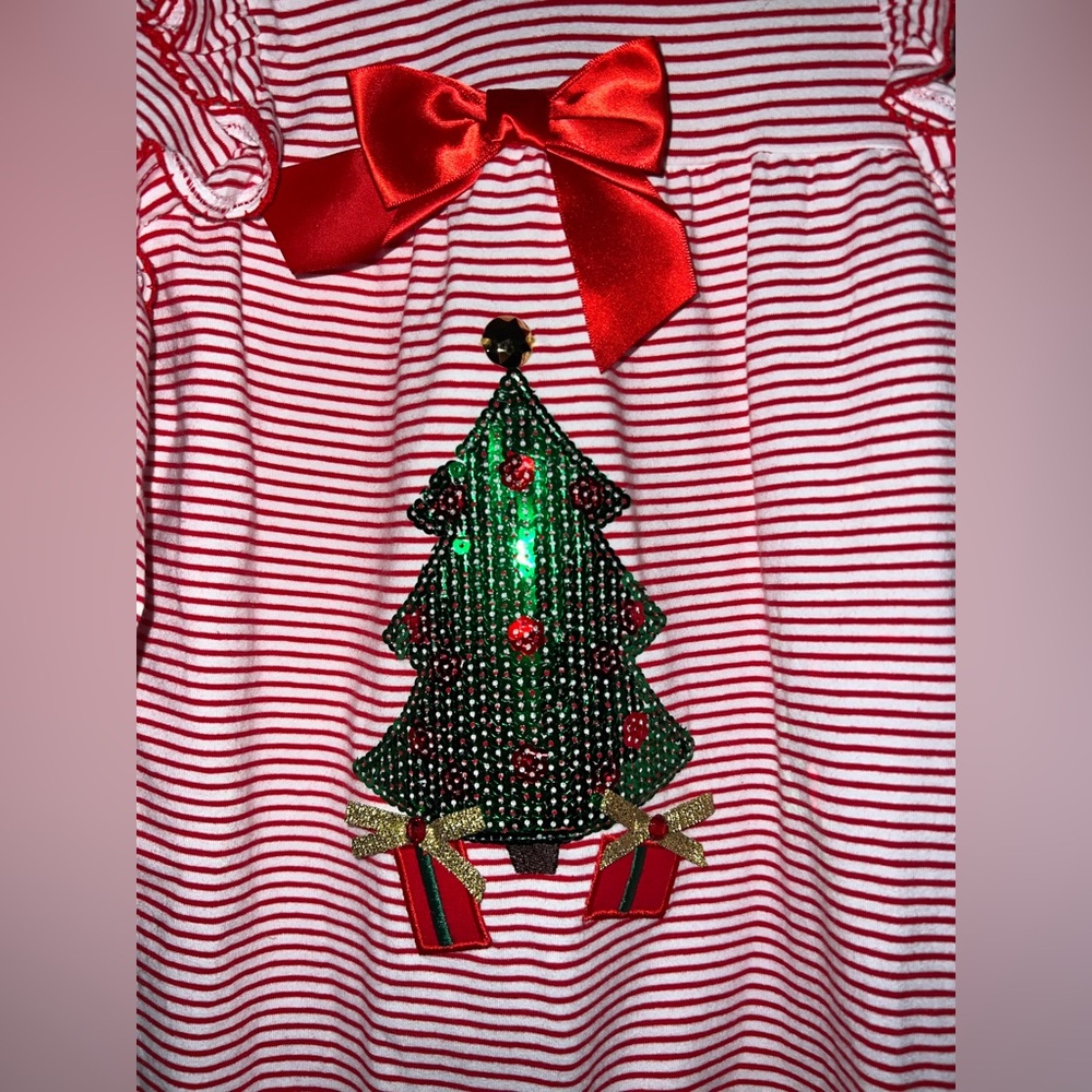 NWT Iris & Ivy Christmas romper - Picture 2 of 5